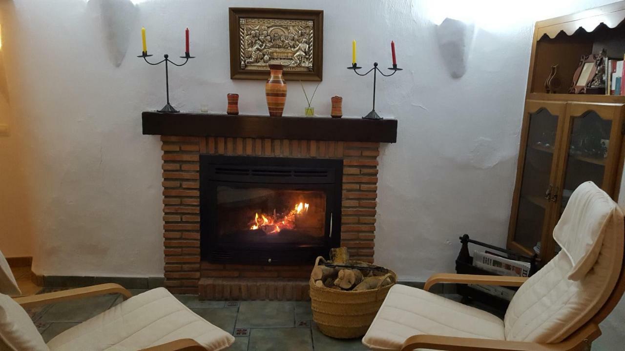 Alojamiento Rural, Cueva De La Abuela Cuevas del Campo エクステリア 写真